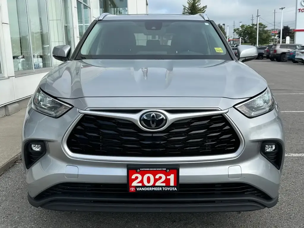 Toyota Highlander 2021 photo 2