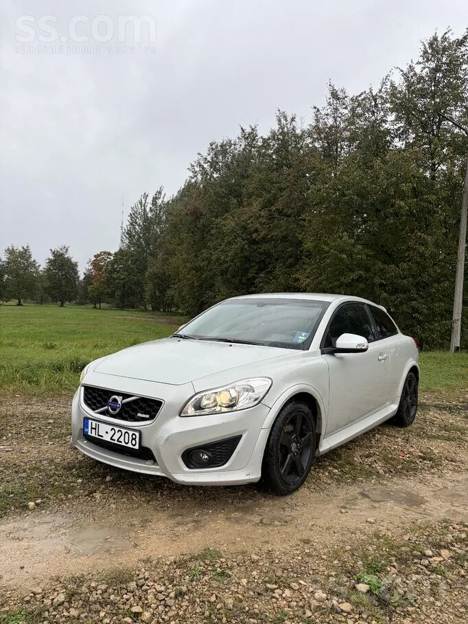 Volvo C30 2010 photo 2
