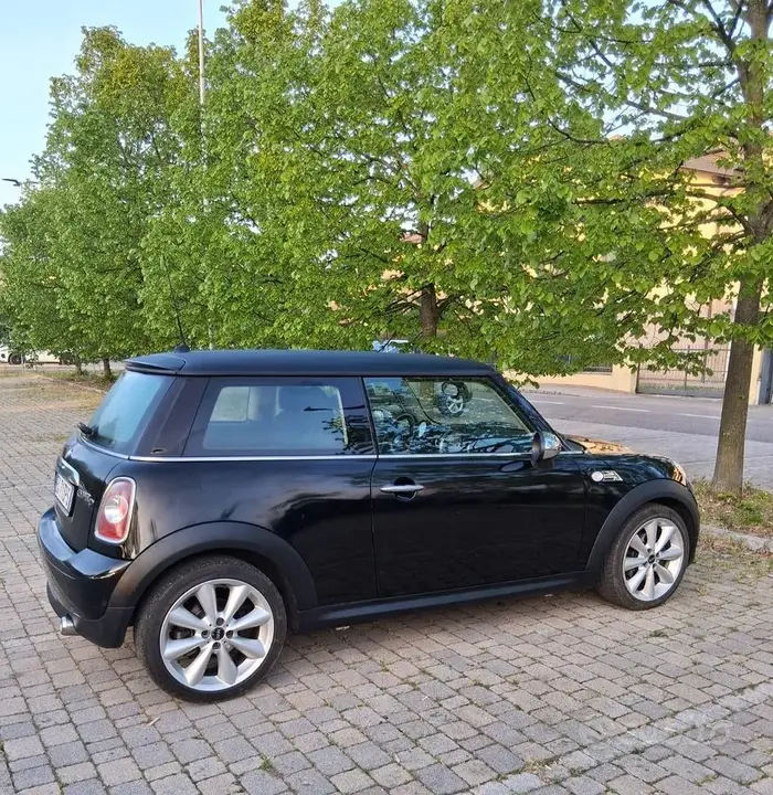 Mini Cooper 2011 photo 3