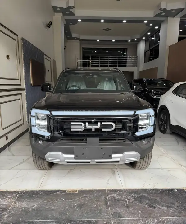 BYD Shark 6