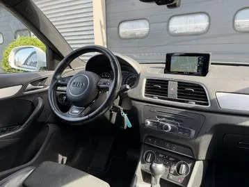 Audi Q3 2015 photo 3