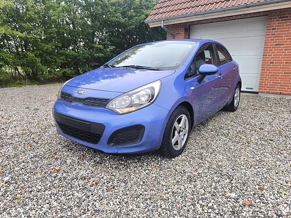 Kia Rio 2013 photo 2