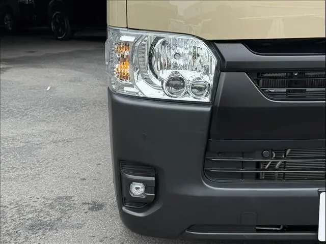 Toyota Hiace 2025 photo 5