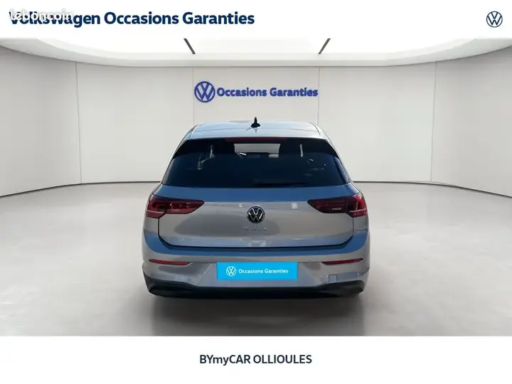Volkswagen Golf 2025 photo 4