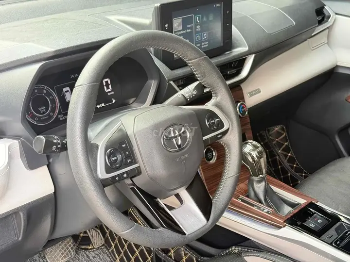Toyota Veloz Cross 2022 photo 4