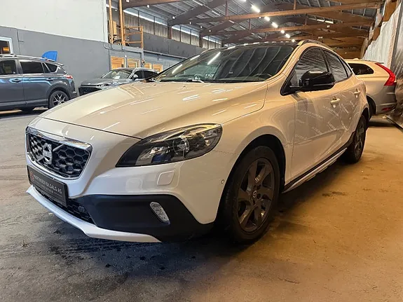 Volvo V40 2013 photo 3