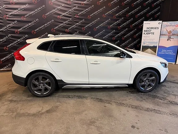 Volvo V40 2013 photo 4