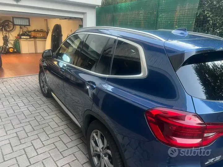 BMW X3 2019 photo 2