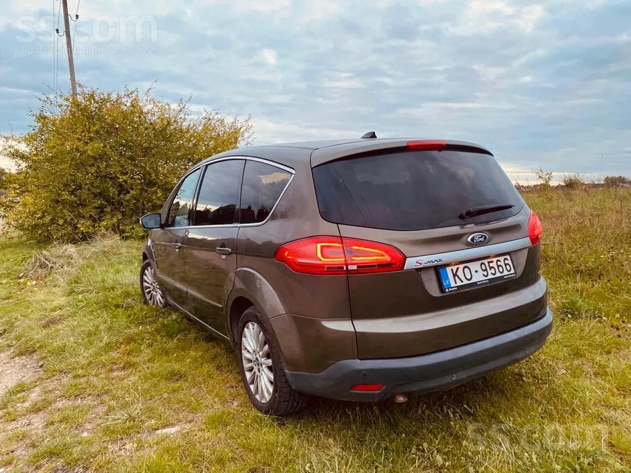 Ford S-Max