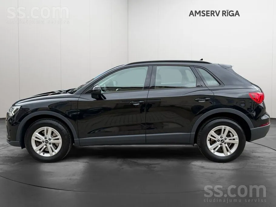 Audi Q3 2021 photo 3