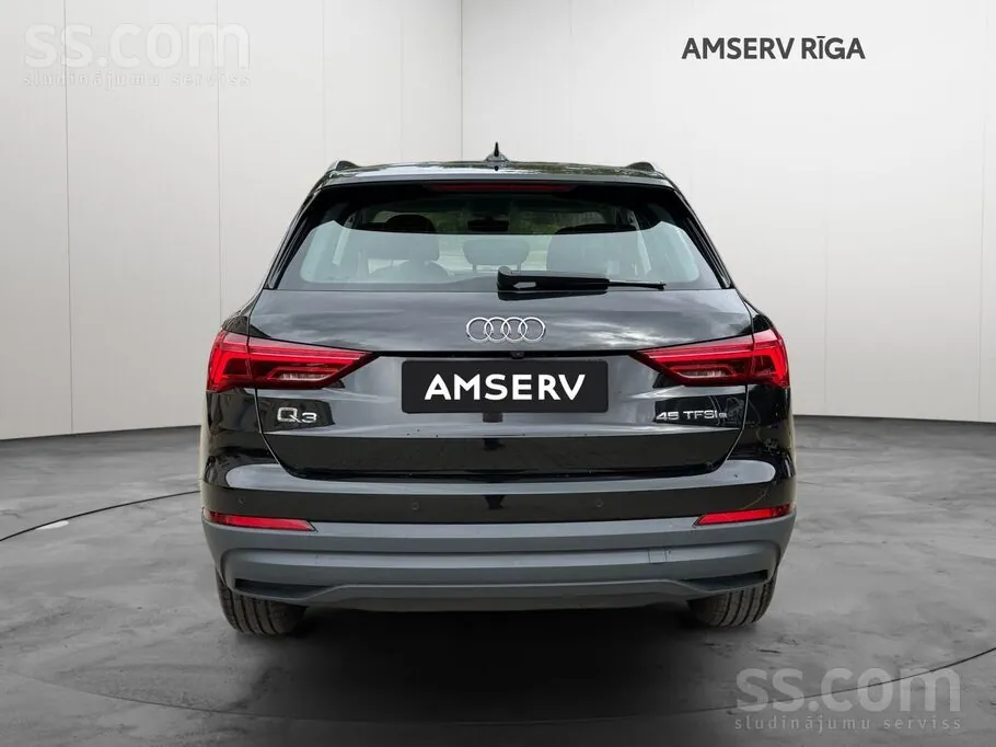Audi Q3 2021 photo 4