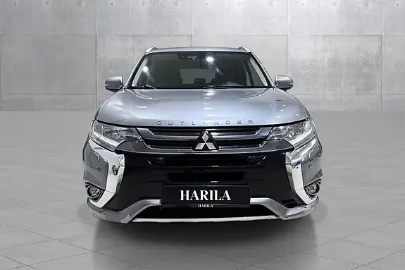 Mitsubishi Outlander 2017 photo 2