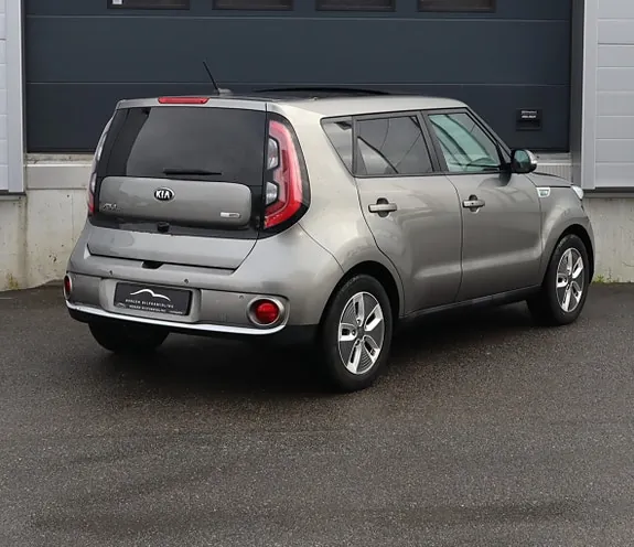 Kia Soul 2018 photo 2