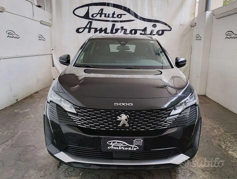 Peugeot 5008 2024 photo 2