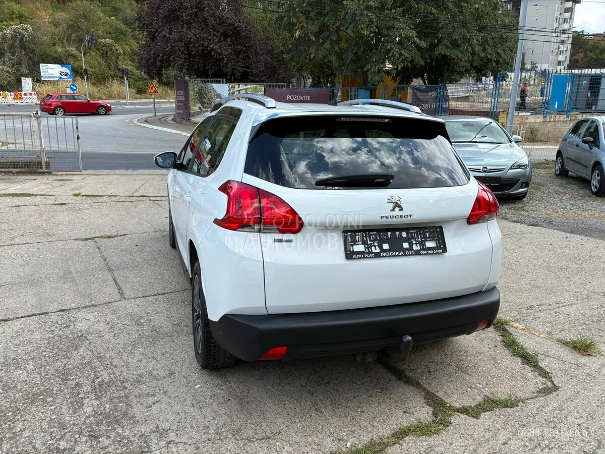 Peugeot 2008 2016 photo 5