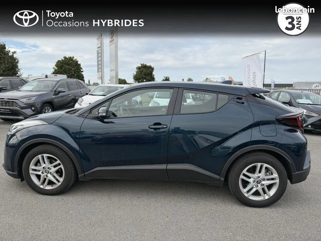 Toyota C-Hr 2023 photo 3