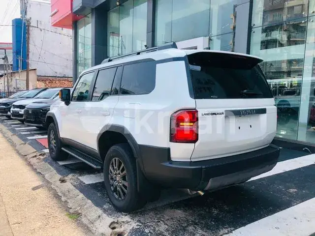 Toyota Land Cruiser 2026 photo 4