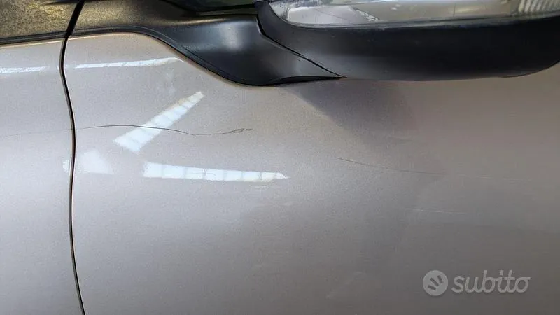 Peugeot 208 2012 photo 5