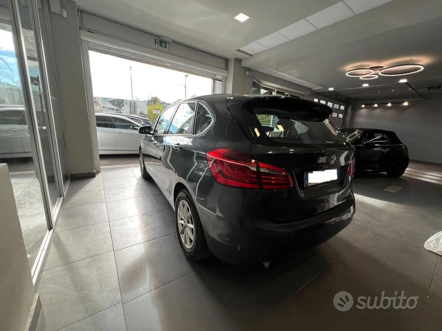 BMW 2 Series Active Tourer 2016 photo 2