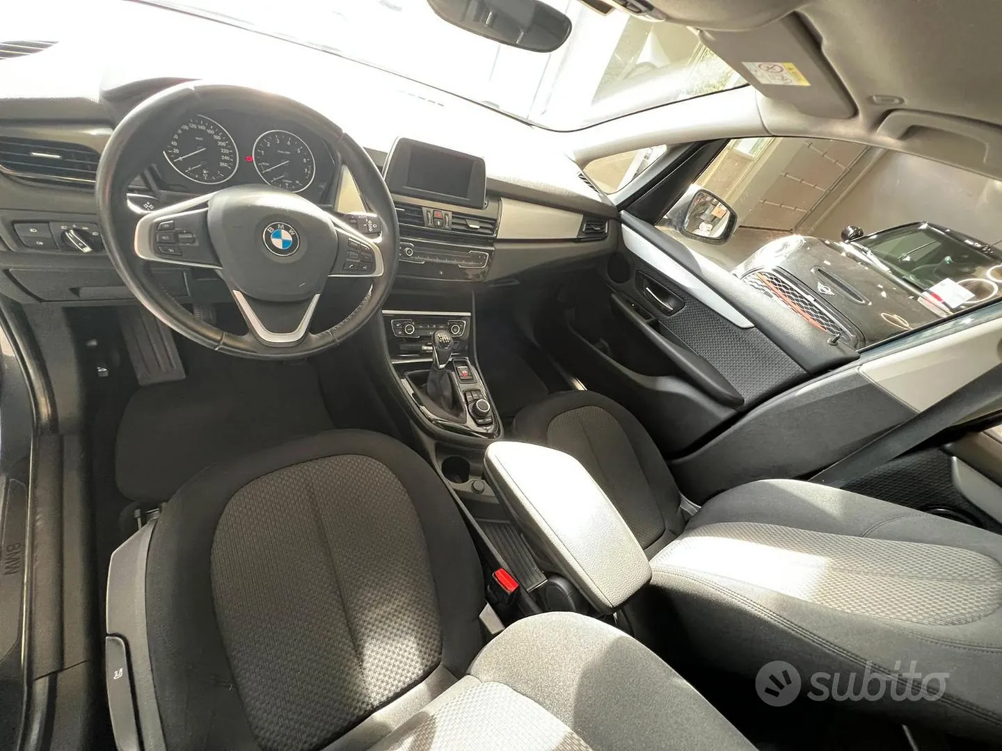 BMW 2 Series Active Tourer 2016 photo 3