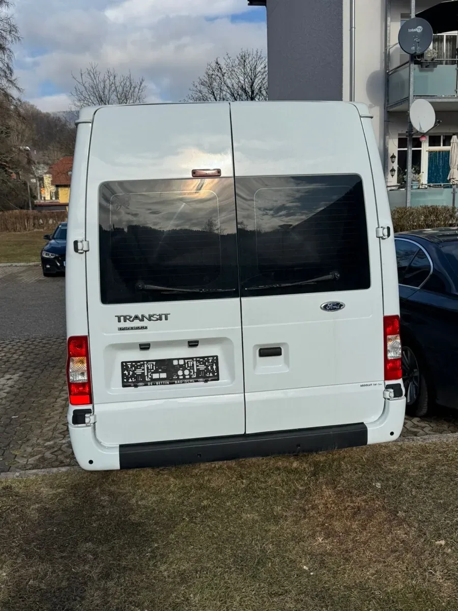 Ford Transit 2012 photo 2