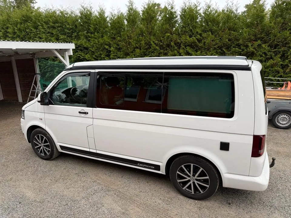Volkswagen T5 California