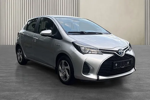 Toyota Yaris 2015 photo 3