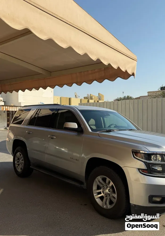 Chevrolet Tahoe 2016 photo 2