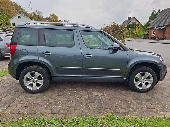 Skoda Yeti 2015 photo 3