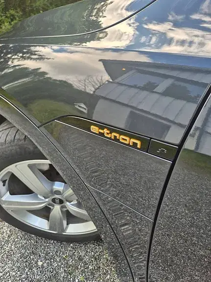 Audi E-Tron 2023 photo 2