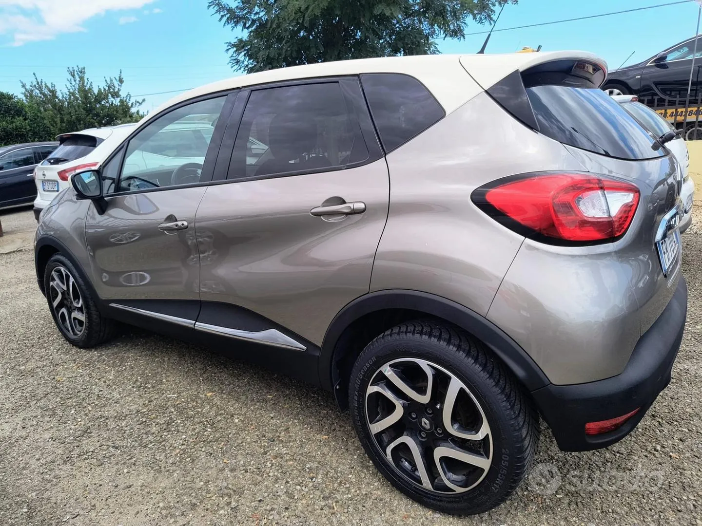 Renault Captur 2015 photo 4