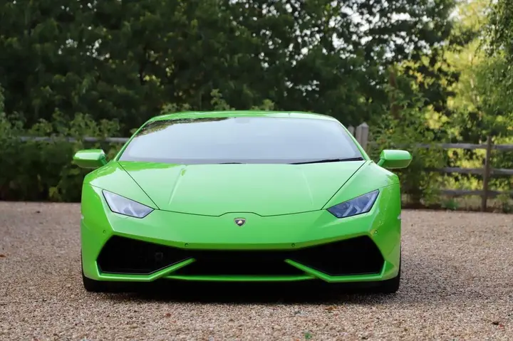 Lamborghini Huracan 2014 photo 2