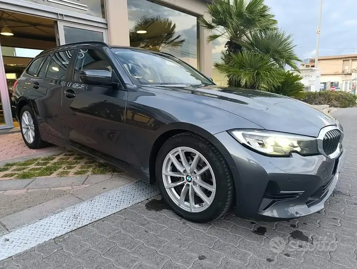 BMW 318D 2021 photo 2