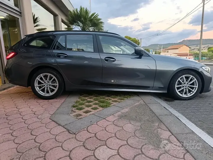 BMW 318D 2021 photo 3