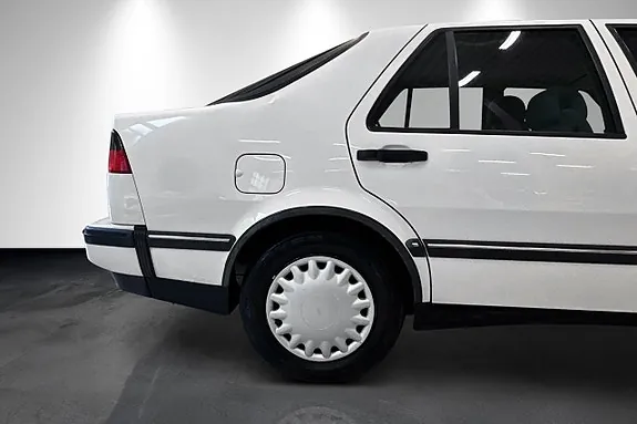 Saab 9000 1997 photo 3