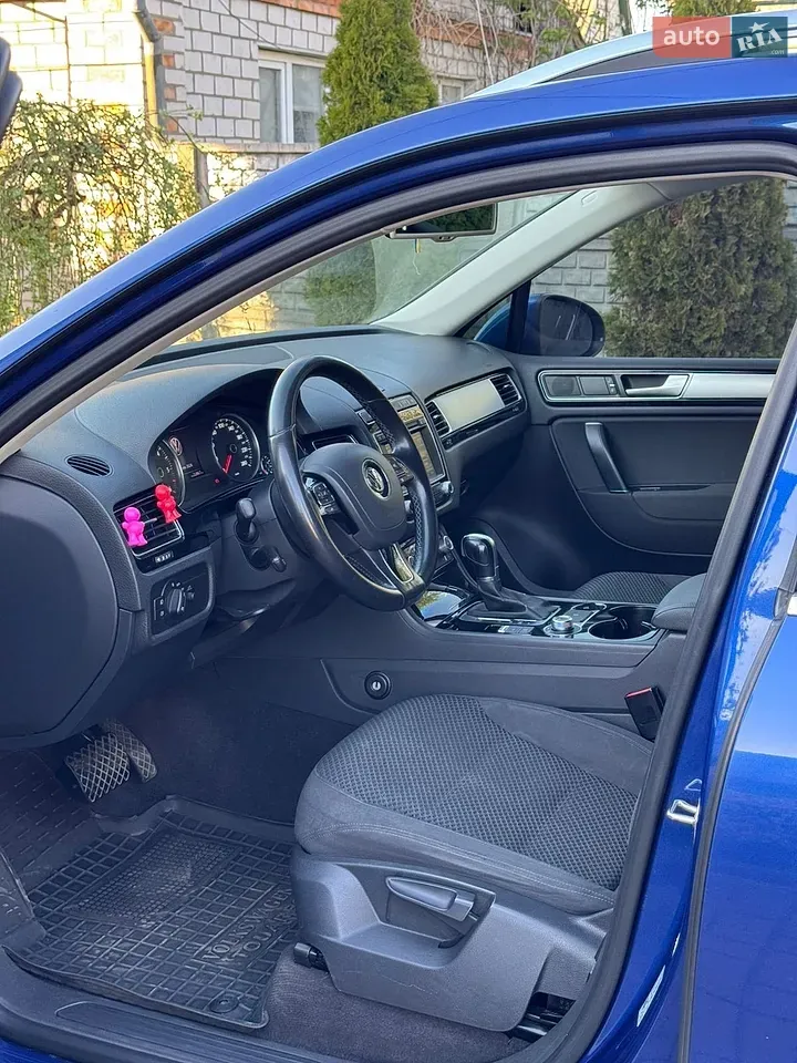 Volkswagen Touareg 2015 photo 5