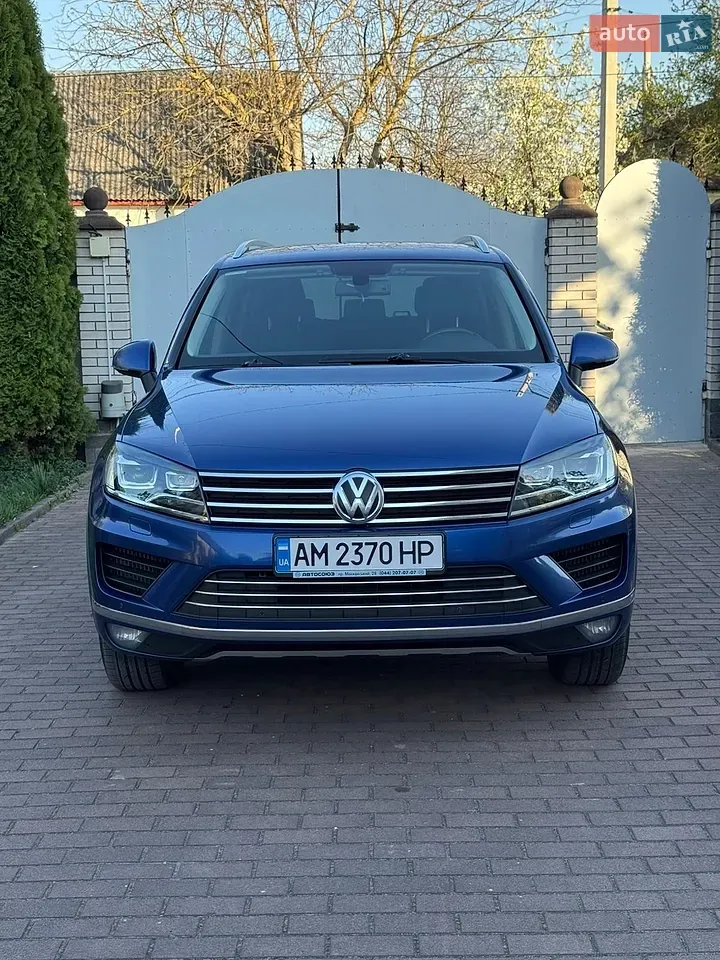Volkswagen Touareg 2015 photo 2
