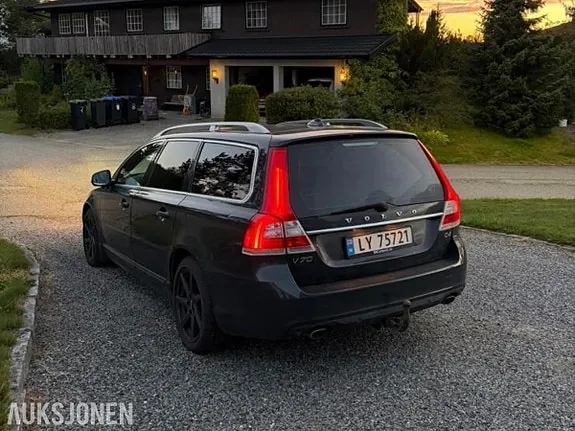Volvo V70 2014 photo 4