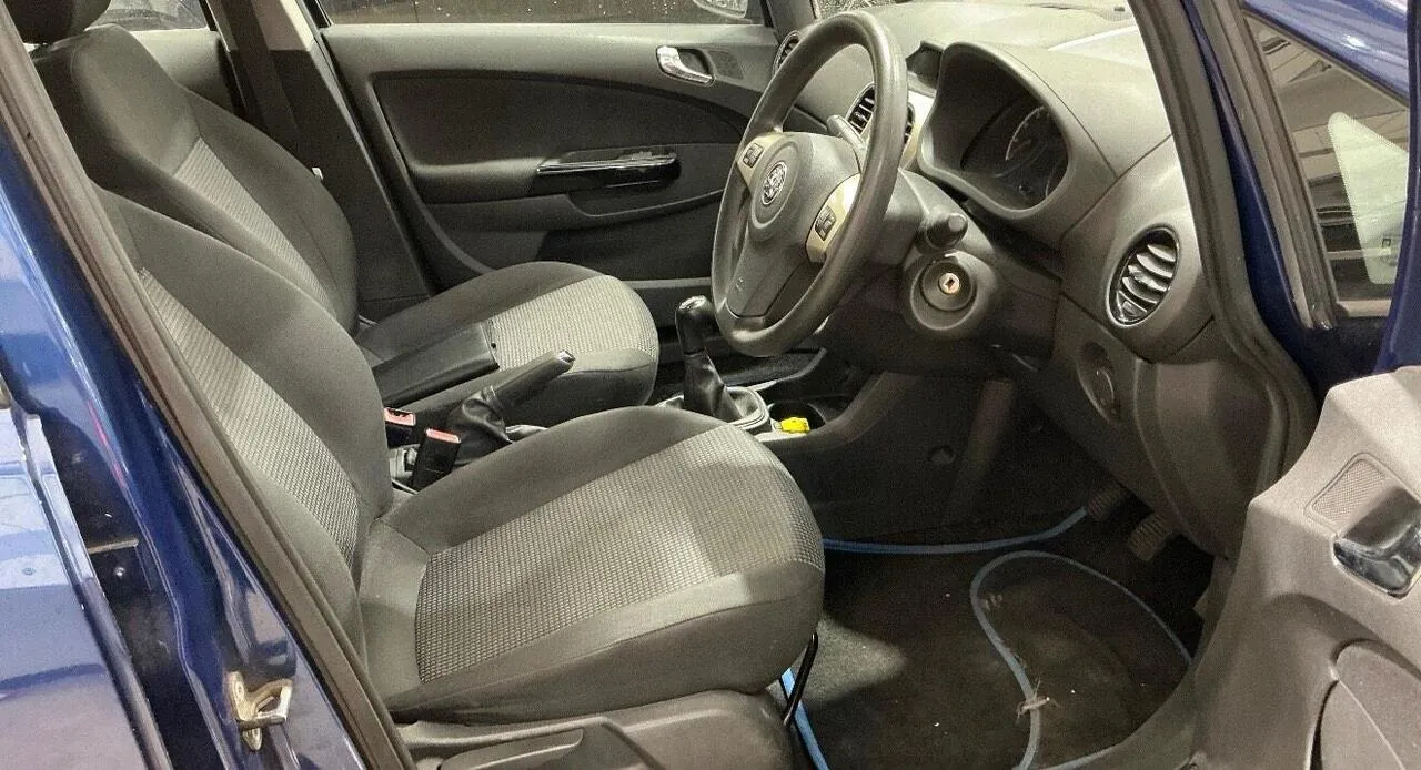 Vauxhall Corsa 2009 photo 5