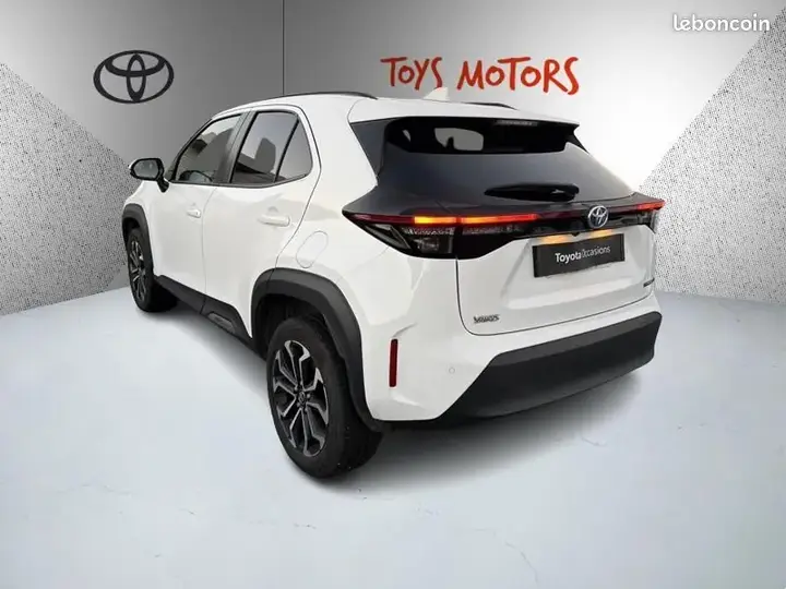 Toyota Yaris Cross 2024 photo 3