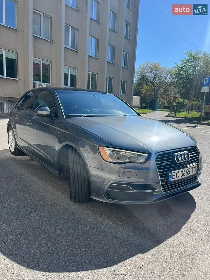 Audi A3 2015 photo 2