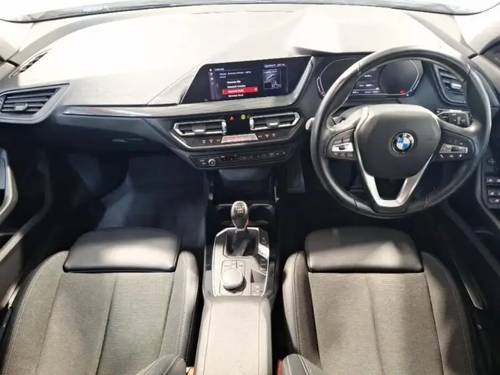 BMW 1 Series 2020 photo 3