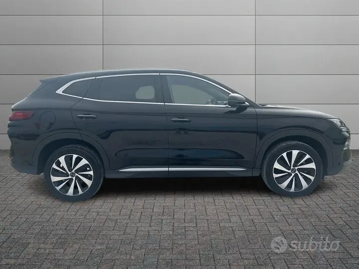 BYD Seal U 2025 photo 3