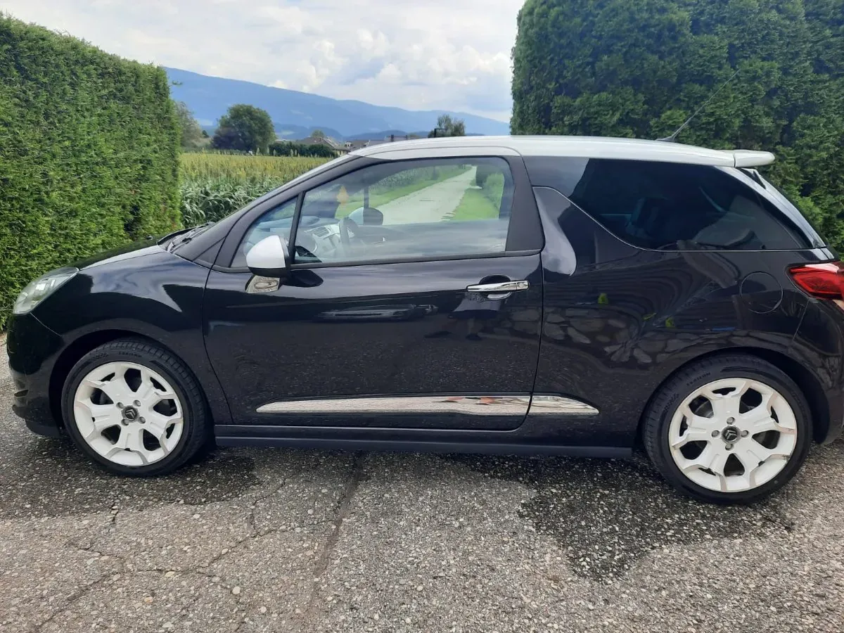 Citroen Ds3 2011 photo 2