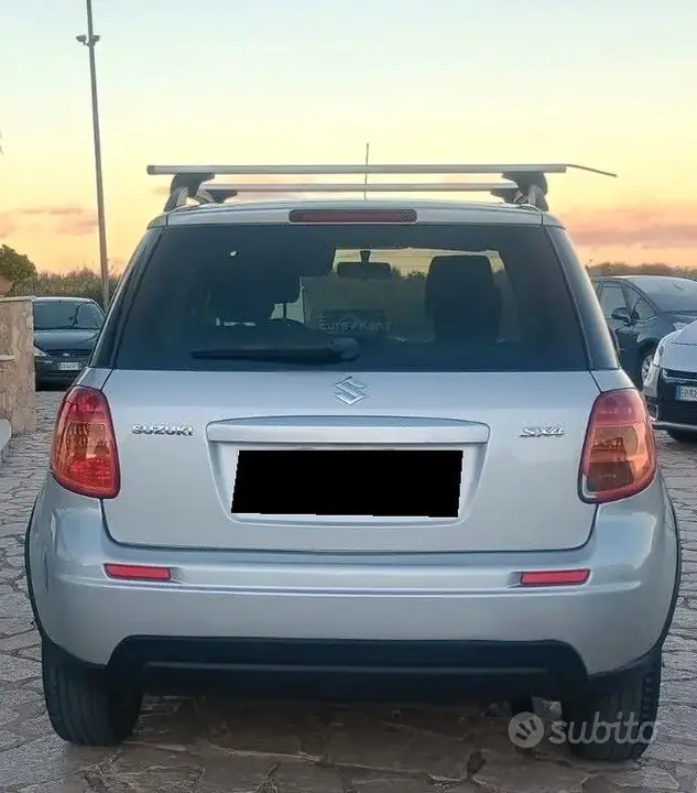 Suzuki Sx4 2010 photo 4