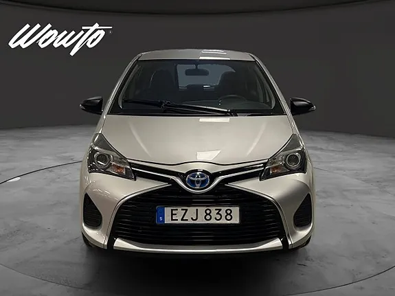 Toyota Yaris 2015 photo 2