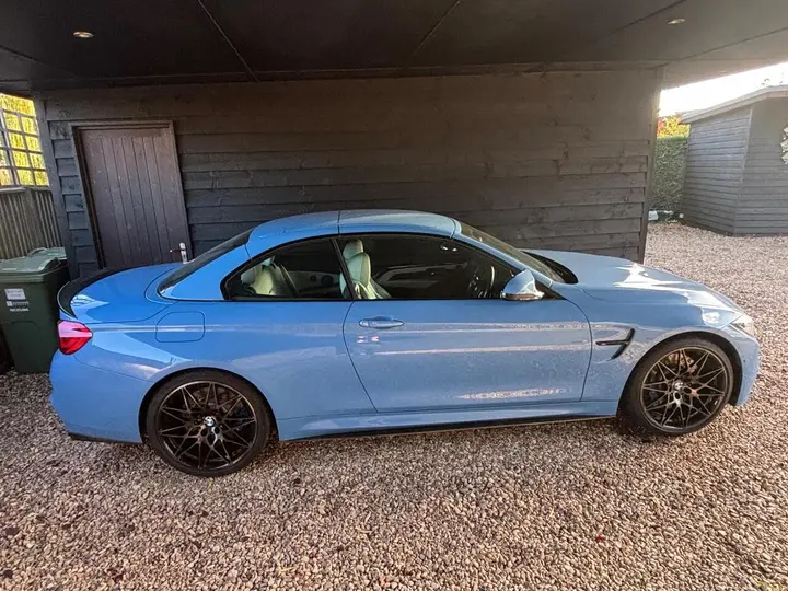 BMW M4 2018 photo 3