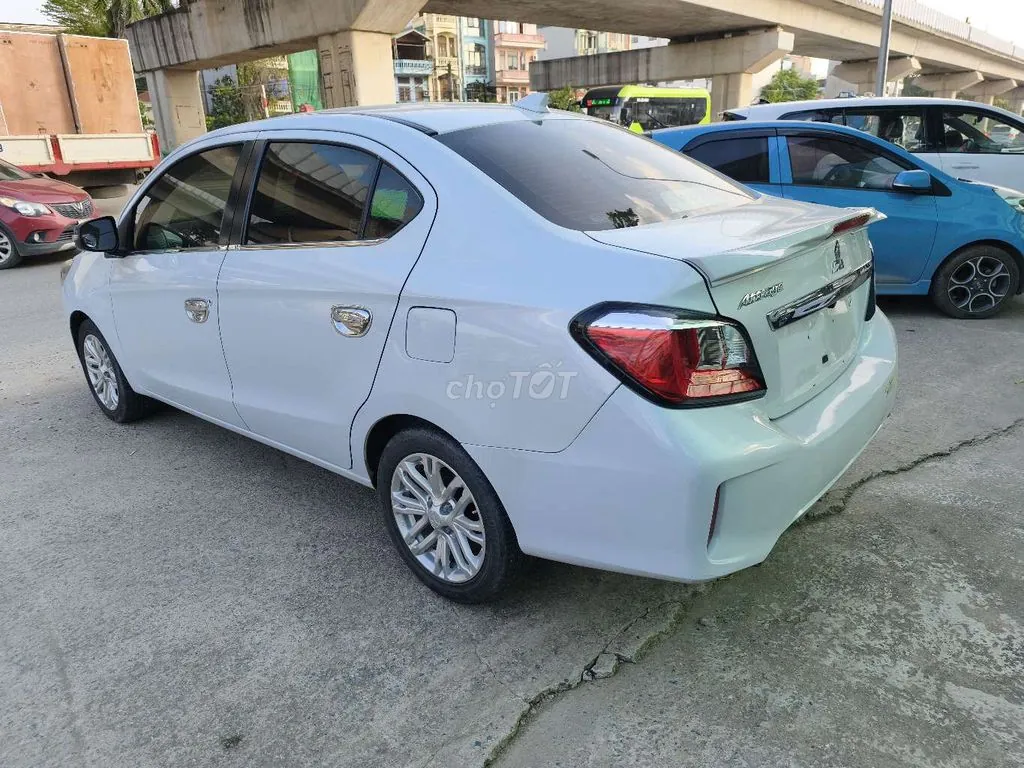 Mitsubishi Attrage 2020 photo 4