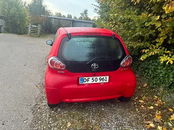 Toyota Aygo 2011 photo 4
