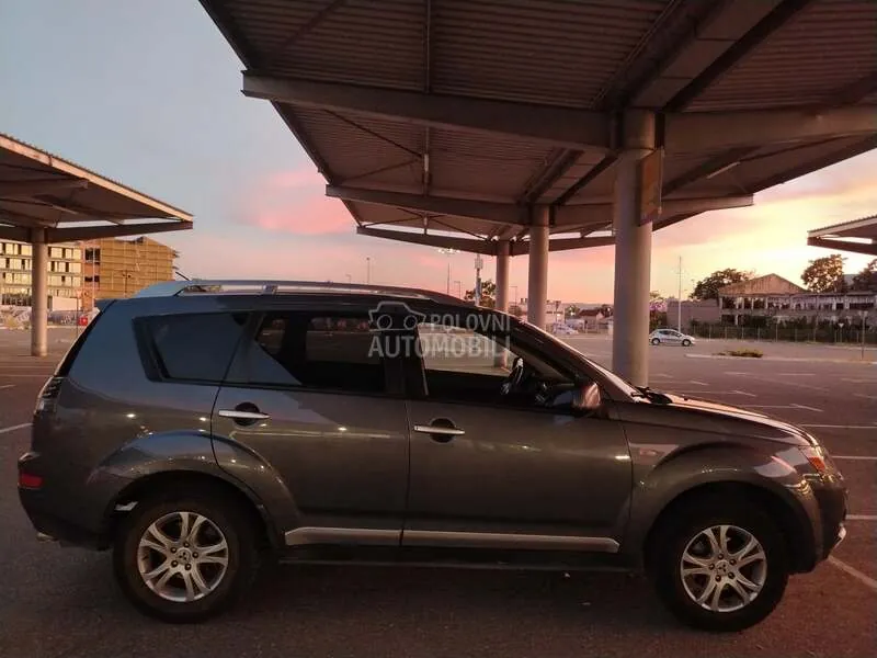 Mitsubishi Outlander 2008 photo 4